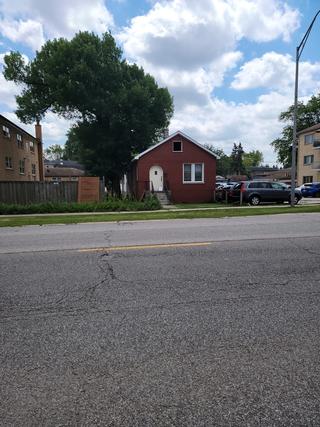 7905 Grand Ave., Elmwood Park, IL 60707