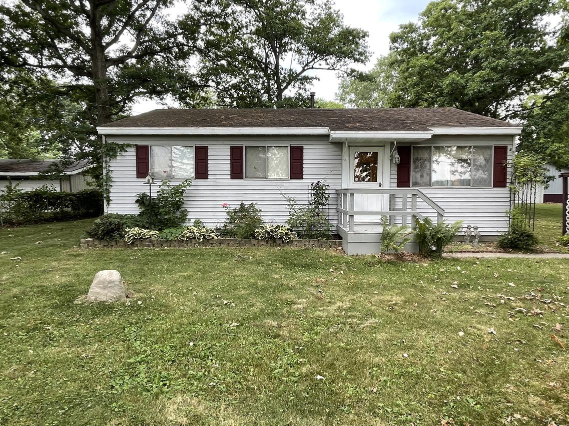 2296 N 15270 Rd., Momence, IL 60954