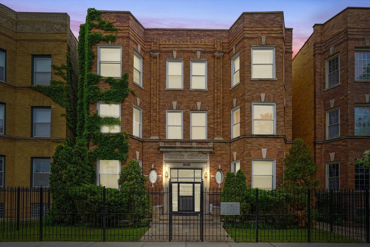 5739 S Calumet Ave. #3S, Chicago, IL 60637