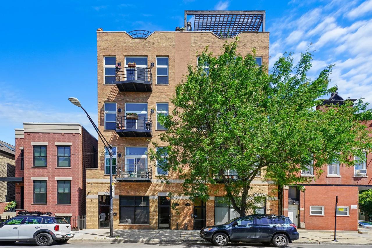 2038 W Webster Ave. #3, Chicago, IL 60647