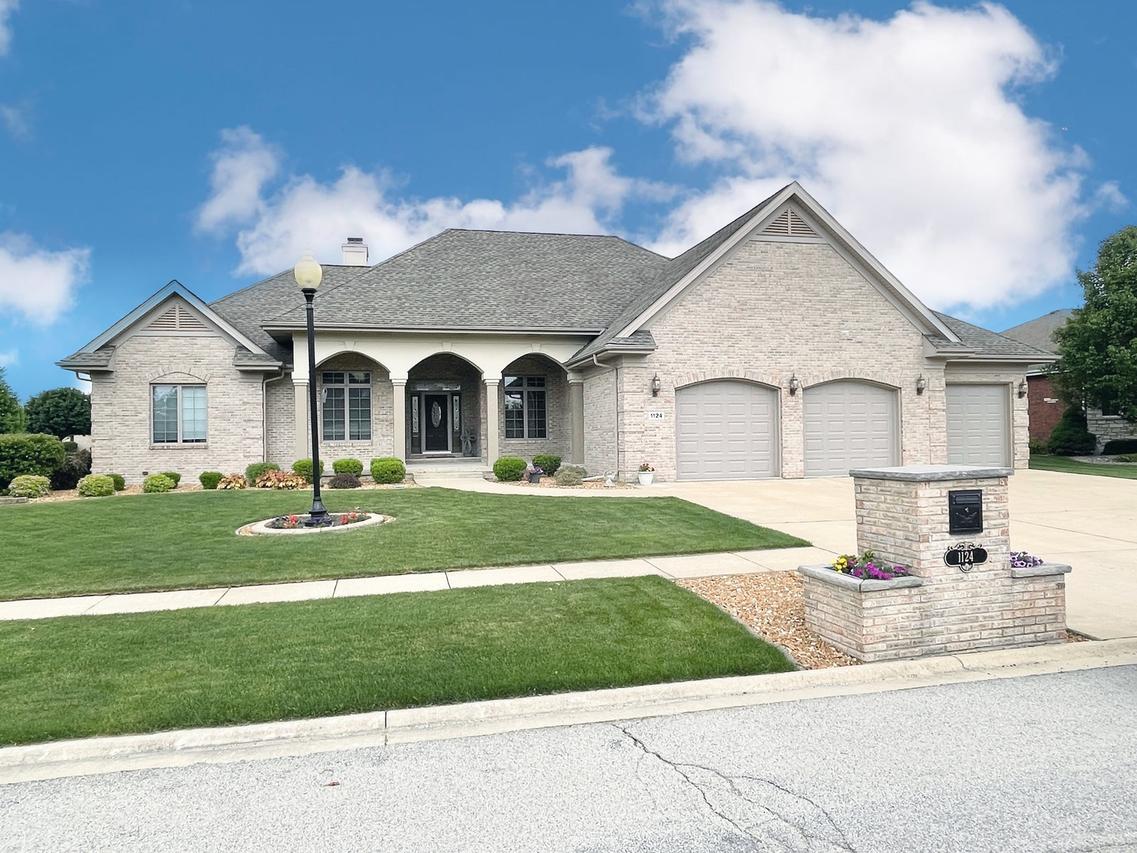 1124 Cotes De Bourg, Bourbonnais, IL 60914
