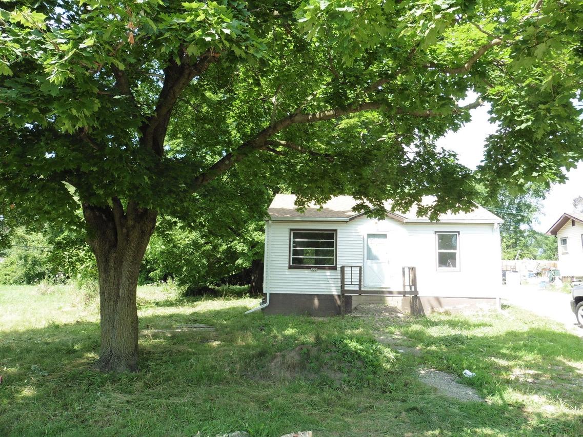 2201 Fairview Ave., Lockport, IL 60441