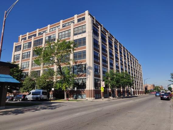 3963 W Belmont Ave. #423, Chicago, IL 60618
