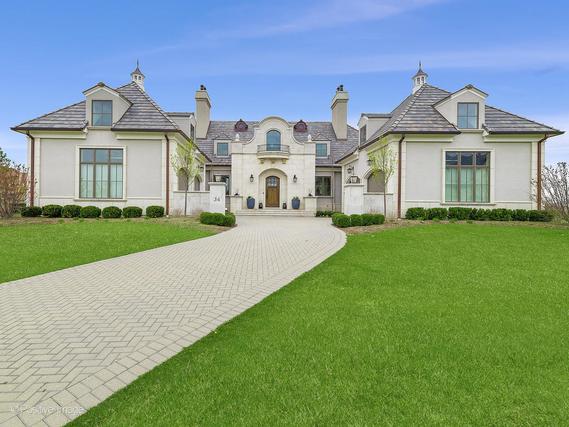 24 Enclave Ct., South Barrington, IL 60010