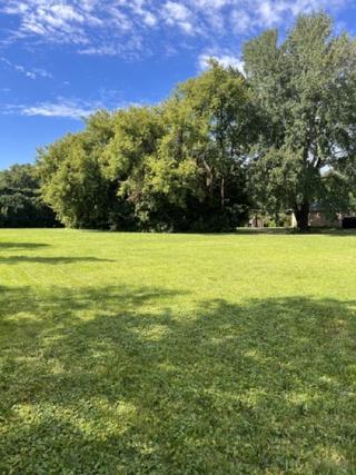 105 E Camp Mcdonald Rd., Prospect Heights, IL 60070
