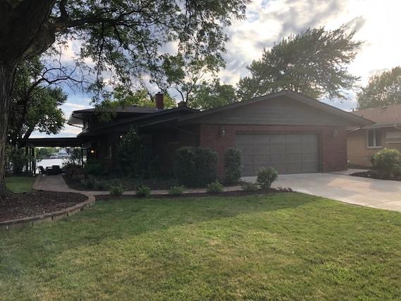2816 Briarwood Dr., Arlington Heights, IL 60005