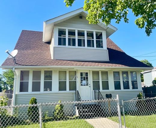 1212 Grand Blvd., Aurora, IL 60505