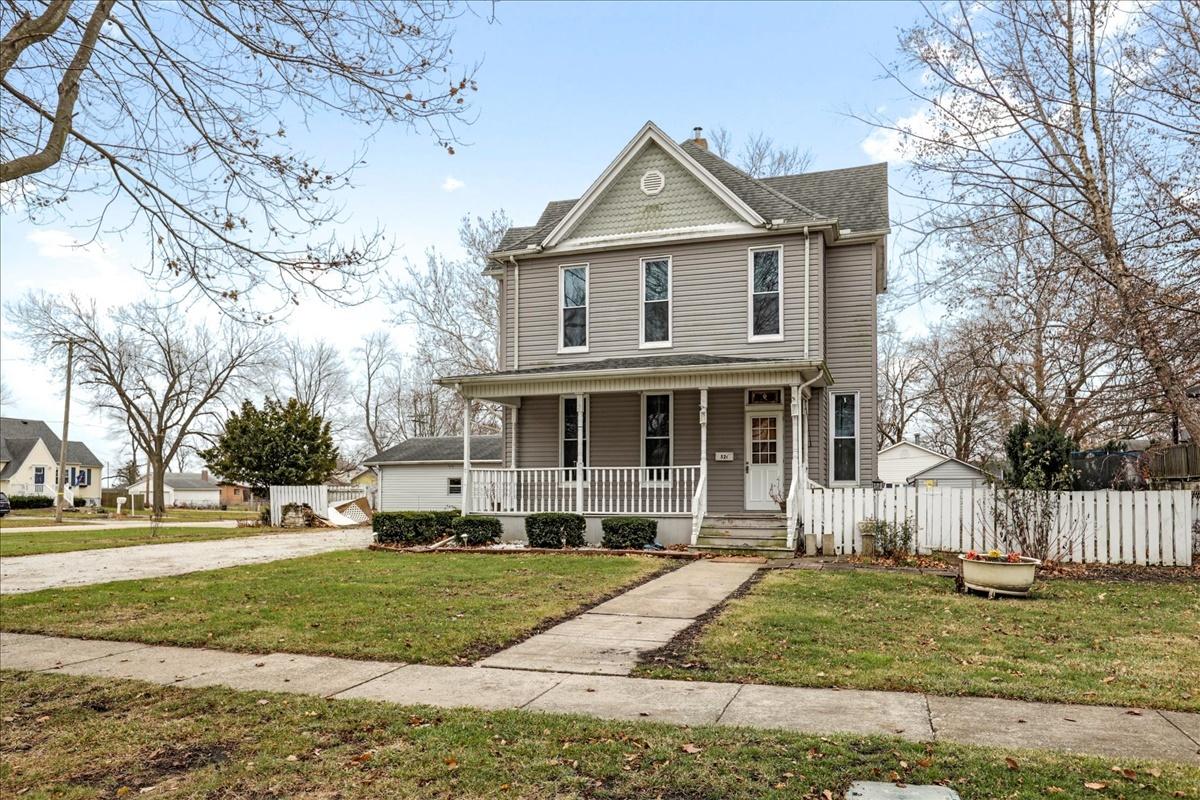 521 E 10th St., Gibson City, IL 60936