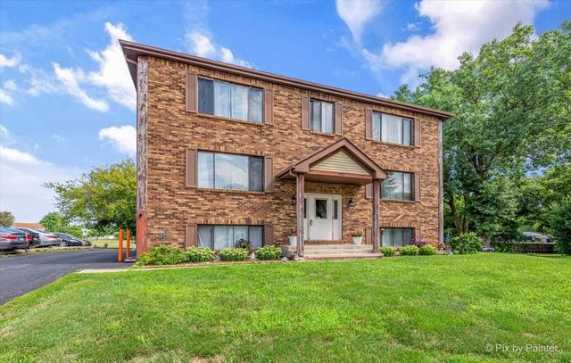 990 Manchester Ct. #4, South Elgin, IL 60177