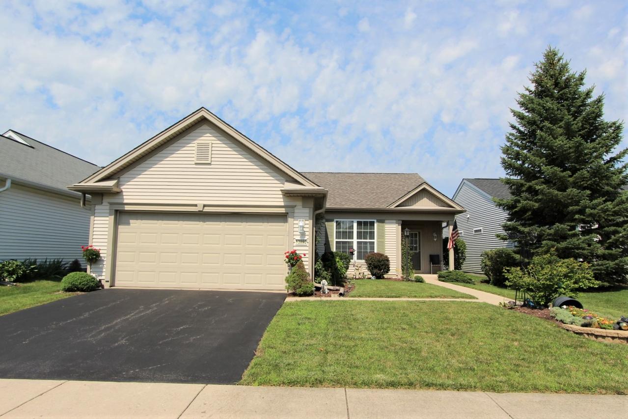13890 Wilshire Way, Huntley, IL 60142