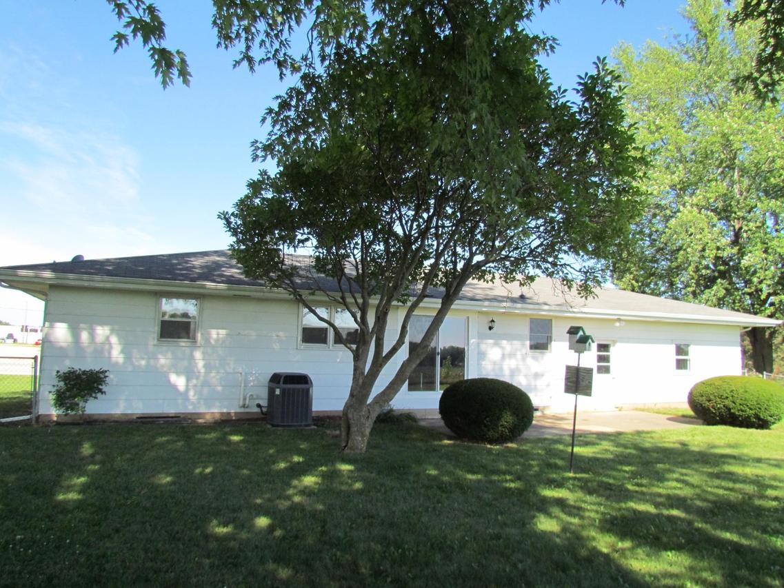 2475 N Pecatonica Rd., Pecatonica, IL 61063