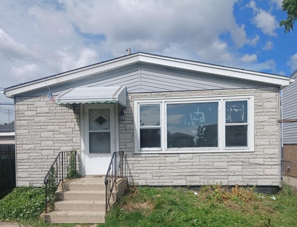 4854 S Latrobe Ave., Chicago, IL 60638