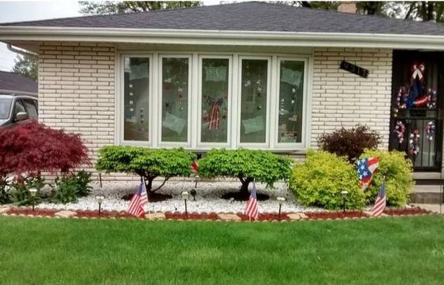 9317 S 49th Ave., Oak Lawn, IL 60453