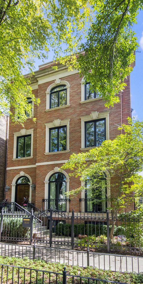 1833 N Howe St., Chicago, IL 60614
