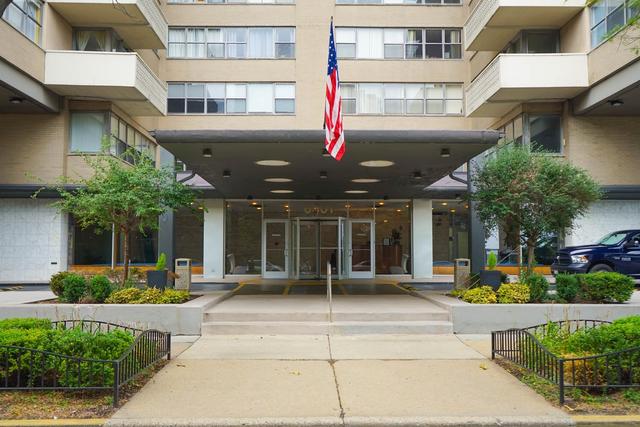 6301 N Sheridan Rd. #21H, Chicago, IL 60660