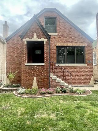 5525 S Newland Ave., Chicago, IL 60638
