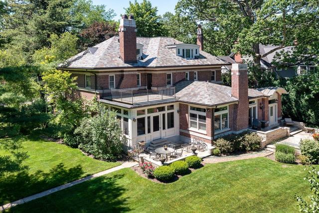 704 Lake Ave., Wilmette, IL 60091