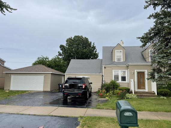 8625 S 77th Ct., Bridgeview, IL 60455