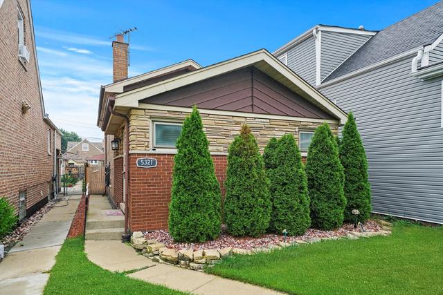 5321 S Monitor Ave., Chicago, IL 60638