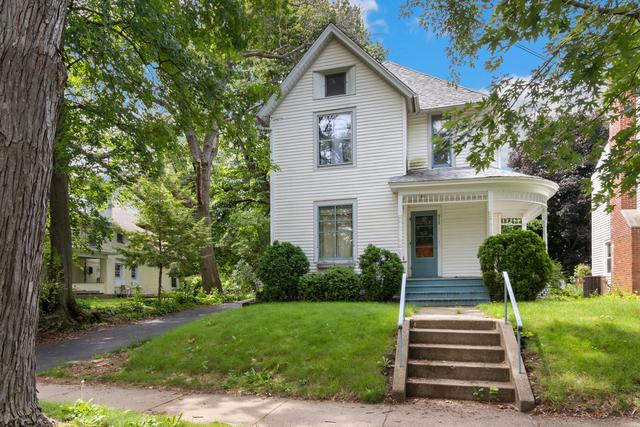 911 S Hennepin Ave., Dixon, IL 61021