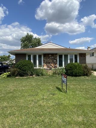 9331 Mcvicker Ave., Oak Lawn, IL 60453