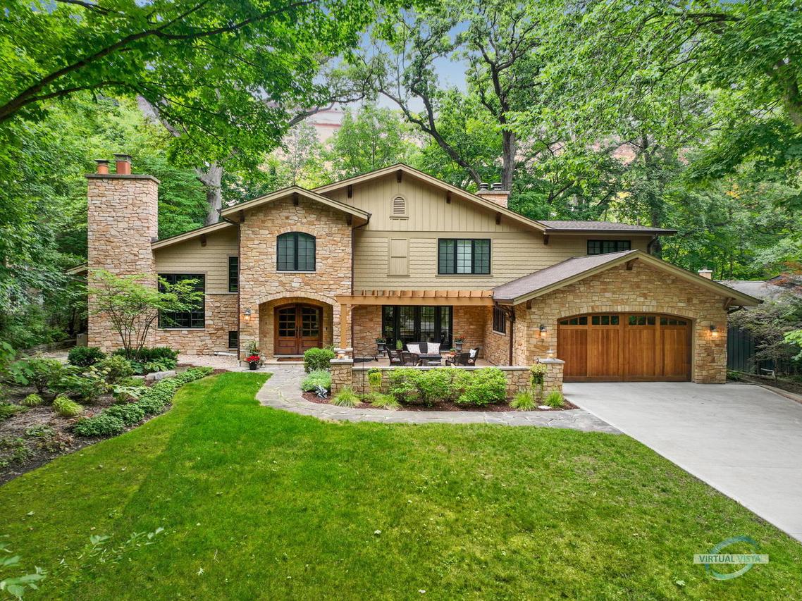 1364 Turvey Rd., Downers Grove, IL 60515