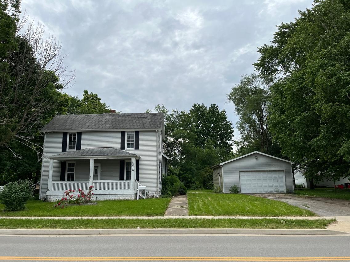 416 N John St., Farmer City, IL 61842