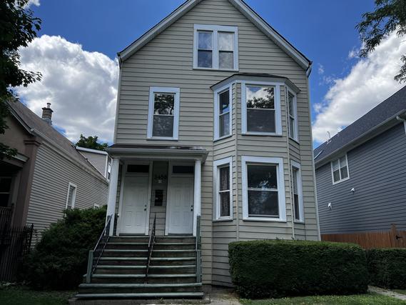 3450 N Troy St., Chicago, IL 60618