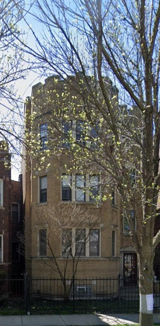 6812 S Indiana Ave., Chicago, IL 60637