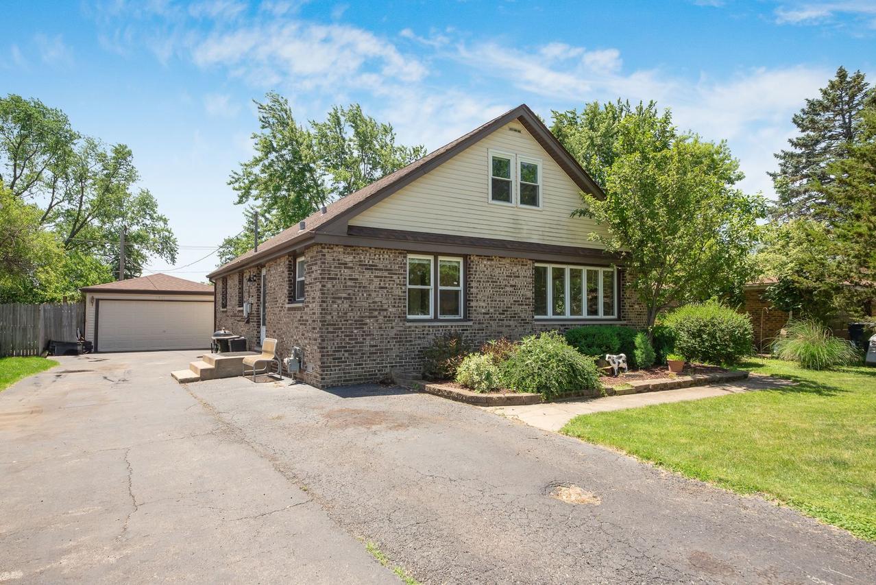 [Address Hidden by Seller], Palos Hills, IL 60465