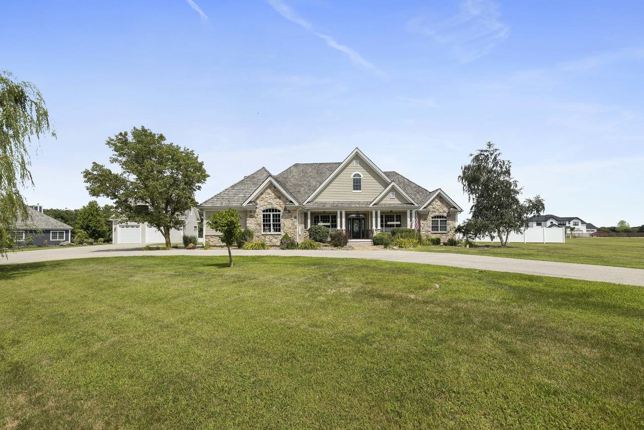 1130 Eagle Chase Dr., Seneca, IL 61360