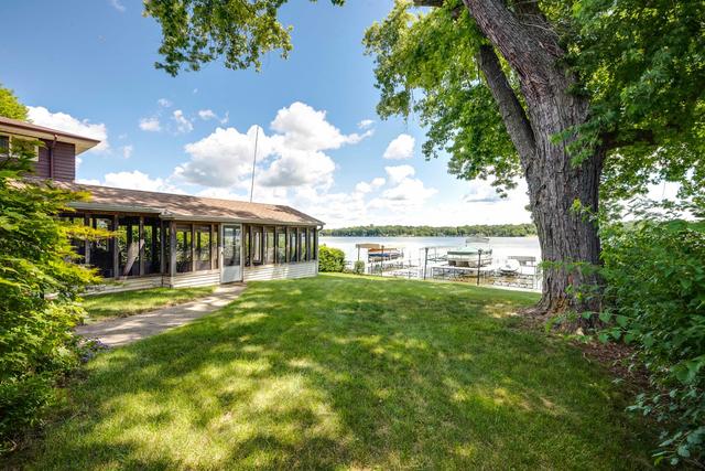 3508 W Lake Shore Dr., Wonder Lake, IL 60097