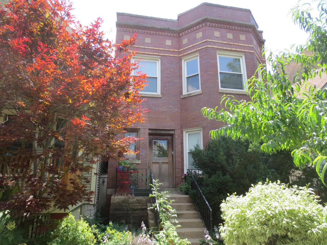 1633 W Olive Ave., Chicago, IL 60660