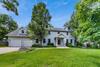 518 Earl Dr., Northfield, IL 60093