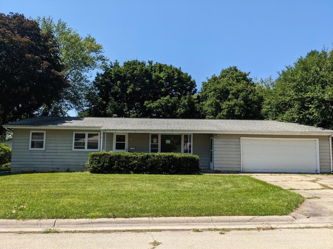 405 Tracy Ave., Ashton, IL 61006