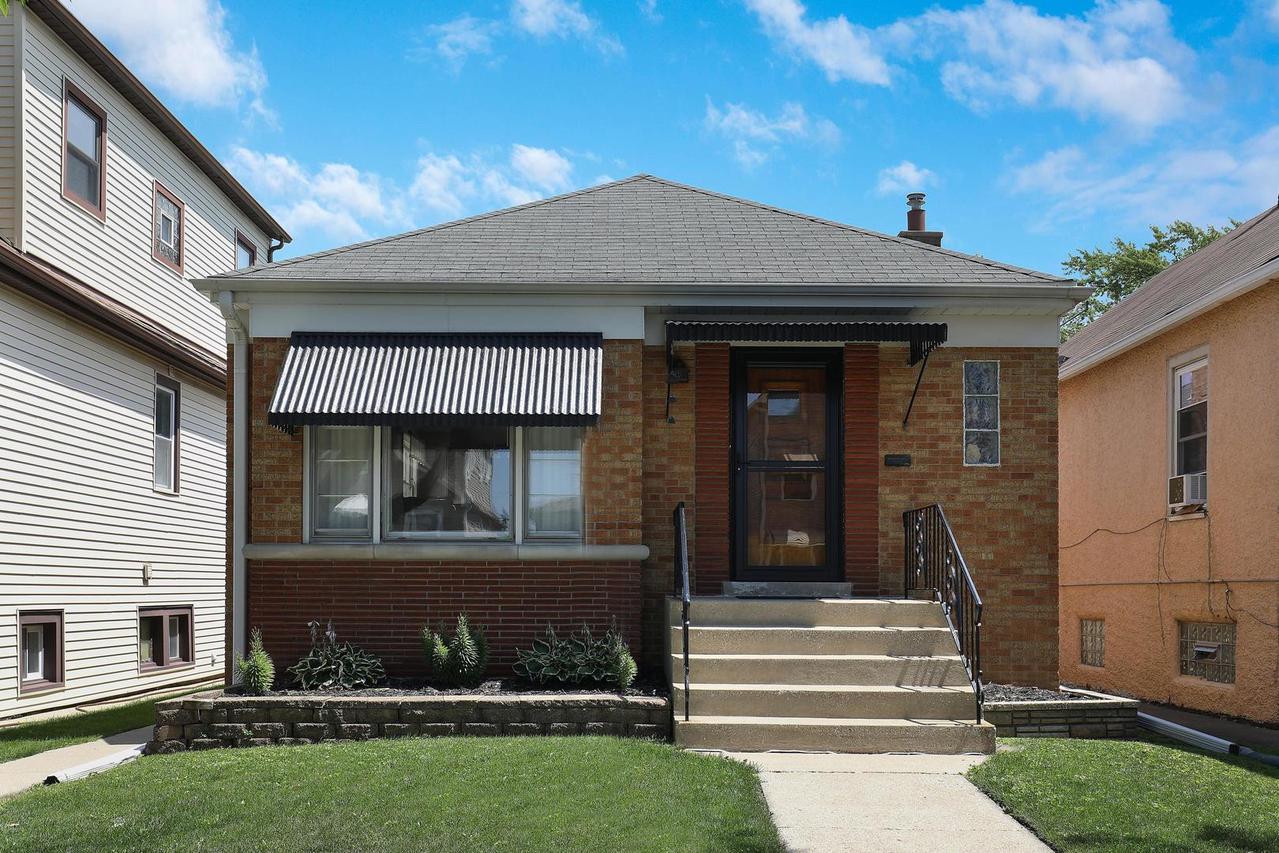 3507 N Neenah Ave., Chicago, IL 60634