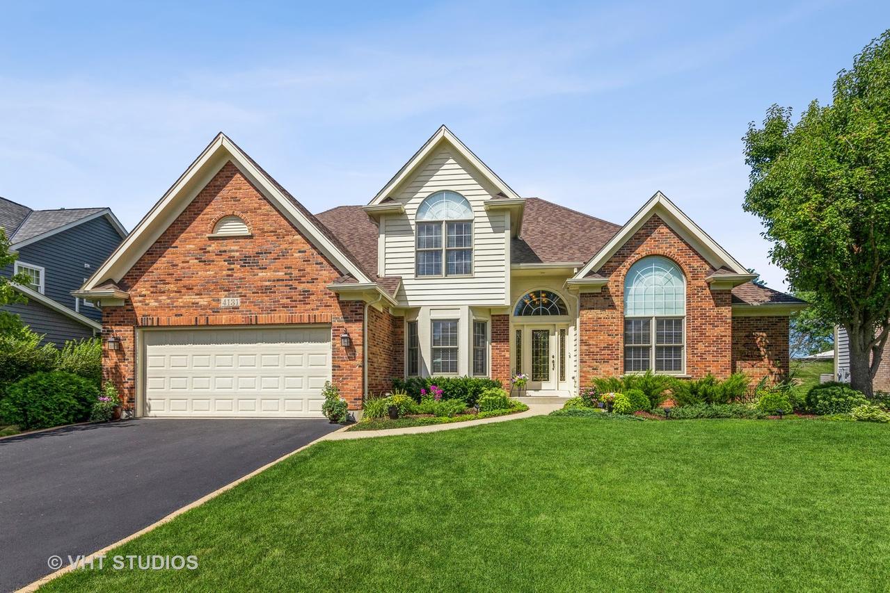 4131 Easy Cir., Naperville, IL 60564