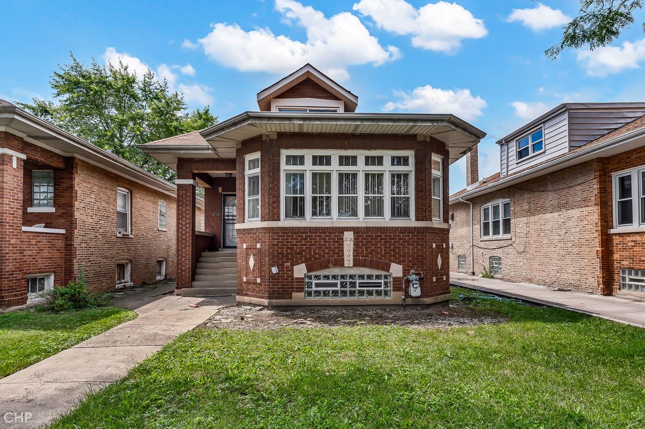9320 S Throop St., Chicago, IL 60620