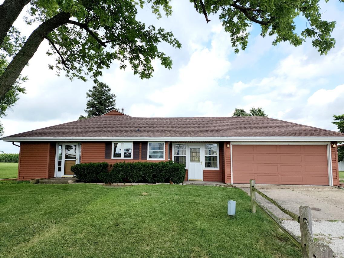 2672 N 100 East Rd., Ashkum, IL 60911
