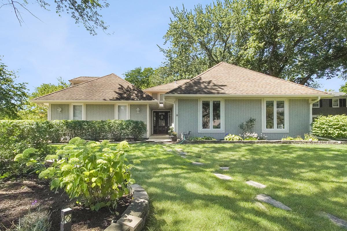 811 Riva Ridge Ct., Naperville, IL 60540
