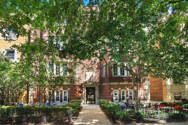 927 Hinman Ave. #1S, Evanston, IL 60202