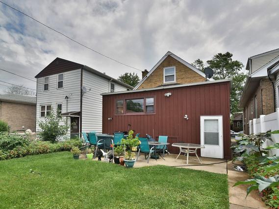 5336 N Ludlam Ave., Chicago, IL 60630