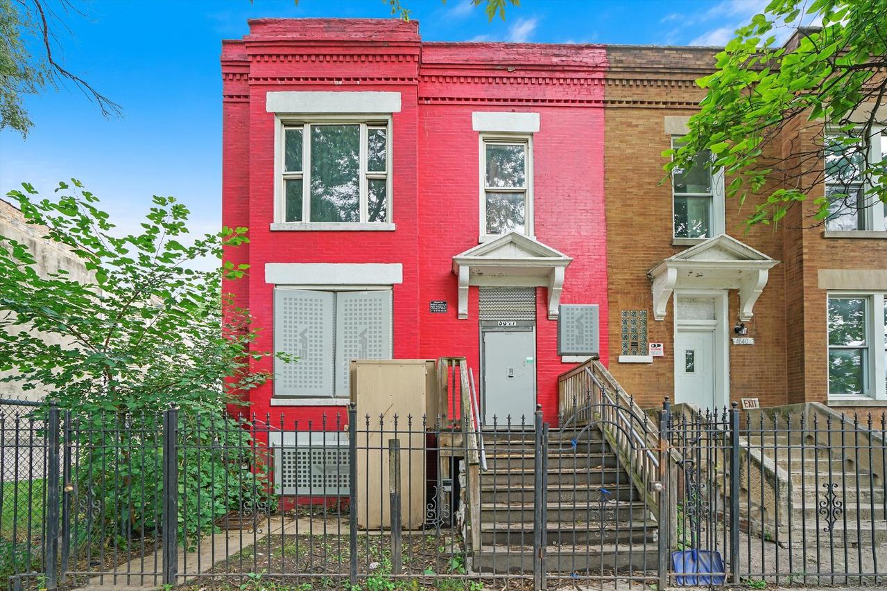 4842 W Fulton St., Chicago, IL 60644