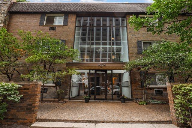 4334 N Clarendon Ave. #207, Chicago, IL 60613