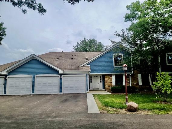 223 Deerpath Ct. #A1, Schaumburg, IL 60193