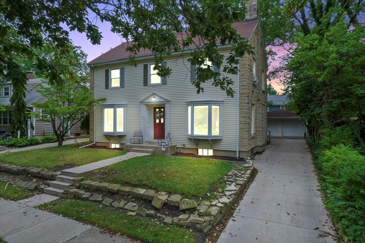 302 W Florida Ave., Urbana, IL 61801