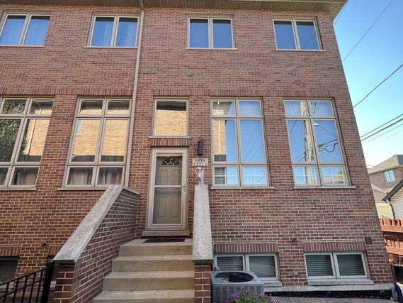 6816 W 65th St. #6, Chicago, IL 60638