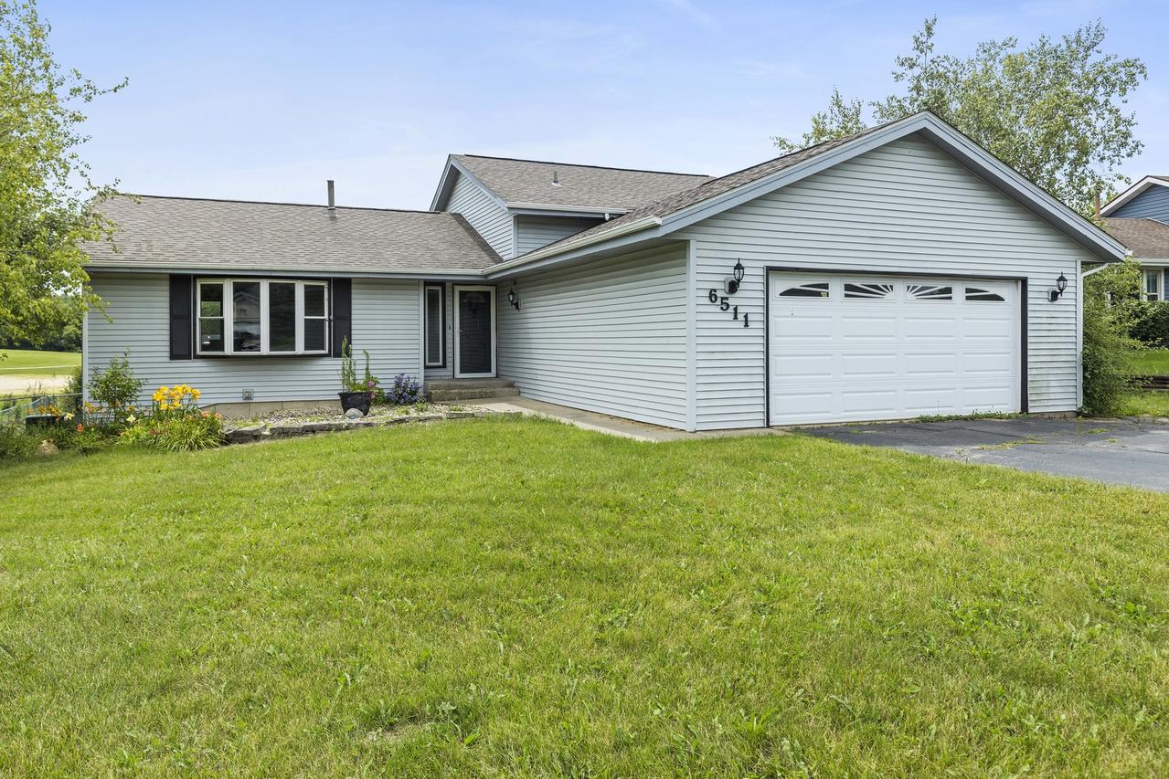 6511 Prairie Flower, Roscoe, IL 61073
