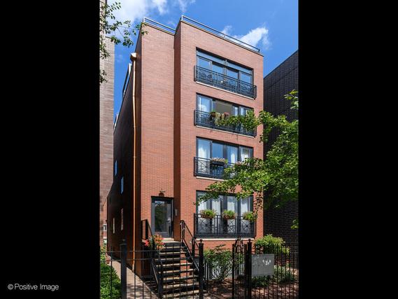 840 W Erie St. #1, Chicago, IL 60642