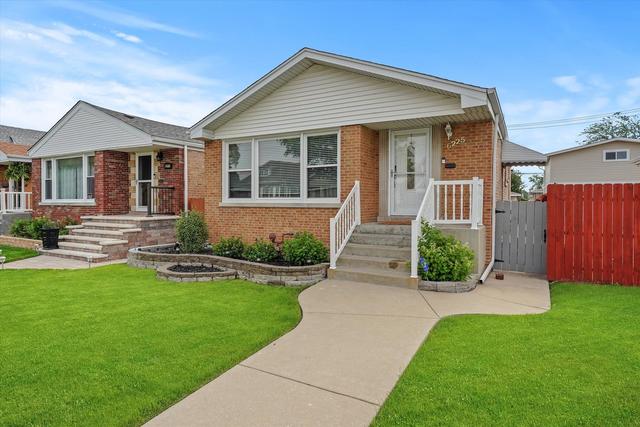 6225 S Moody Ave., Chicago, IL 60638